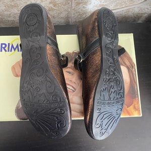 Primigi girl shoes size 33